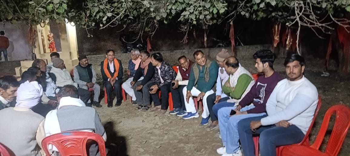 DrRSharma_BJP's tweet image. आज अपनी विधानसभा क्षेत्र विथरी चैनपुर क्षेत्र स्थित ग्राम पंचायत सुंदनपुर धनेती में भंडारे में रहना हुआ ! #drraghavendrasharma #MYogiAdityanath #UPCM #BJP4UP #BJP4IND #YogiAdityanath #Myogiaditynath