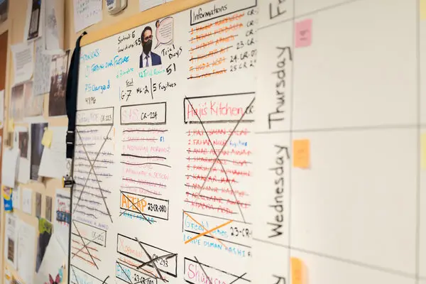 MarioNawfal's tweet image. 🇺🇸 THE BIGGEST PANDEMIC FRAUD IN AMERICA: $1 BILLION STOLEN FROM CHILDREN’S AID IN MINNESOTA - AND NO ONE STOPPED IT

While the rest of the country battled a pandemic, scammers in Minnesota were cashing in, stealing over $1 billion from programs meant to feed children and support…