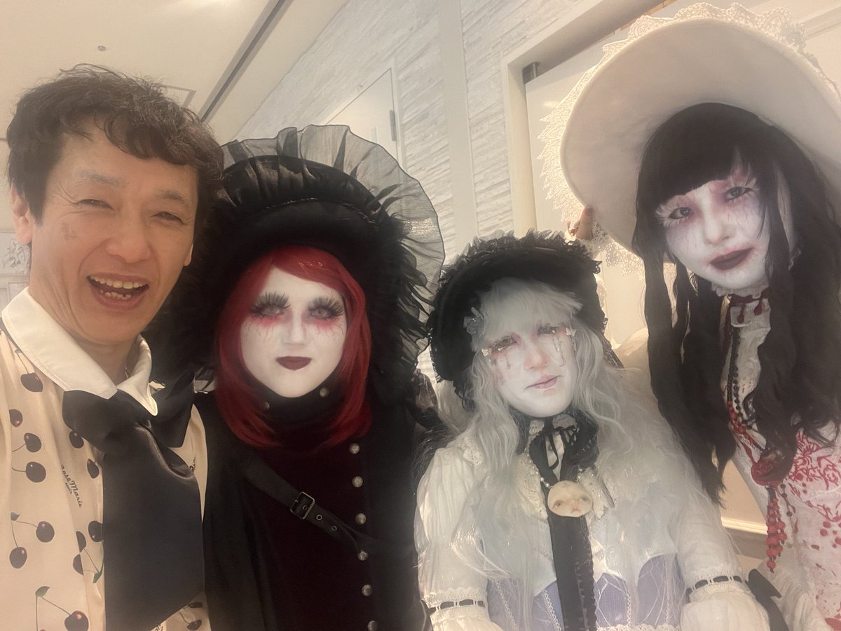 あみーと tweet media