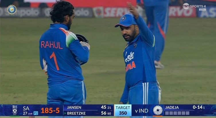 jod_insane's tweet image. Rohit Sharma my brother, I love you so much yaar 🥹

They betrayed you, removed you, and wrote negative articles against you yet here you are still helping them. What a pure soul you are! No wonder every legend of the game loves you and every youngster admires you. There will…