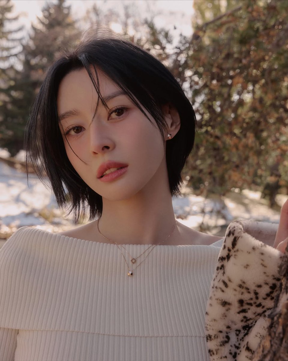 #KWONNARA #권나라