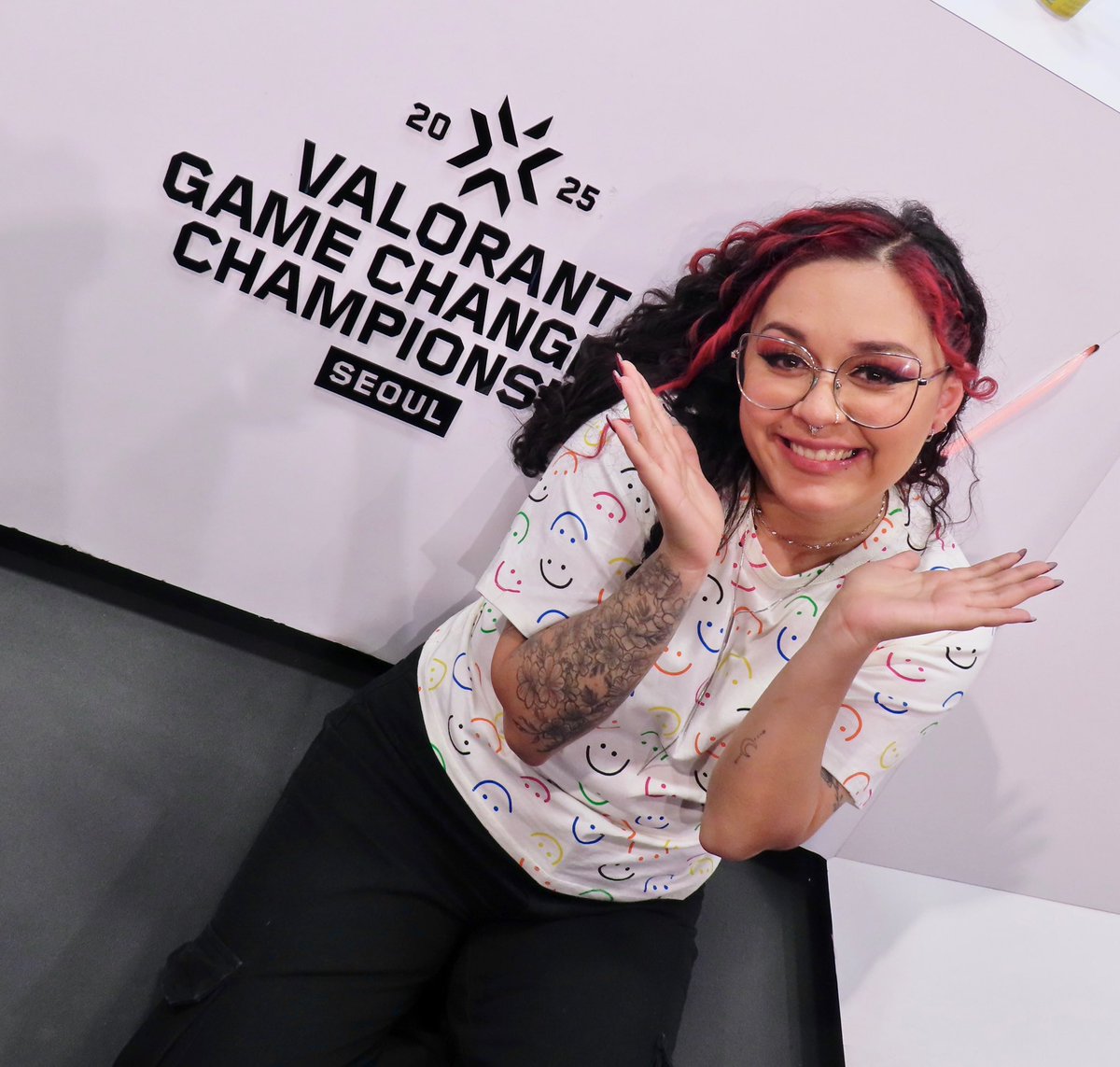 Termina mi año como talento y ha sido muy gratificante tener la oportunidad de aprender, de reinventarme y salir de mi zona de comfort.

He conocido y compartido micrófono con personas increíbles e inmensamente talentosas. 

Soy muy afortunada 🥹❤️‍🩹
Que se venga un 2026 bonito 🤞🏼