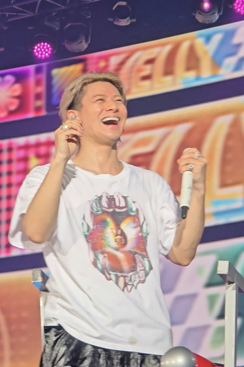 広島二日目 11/30昼 カップルチュー見れて大喜びの紫耀くん💋 (ツリー