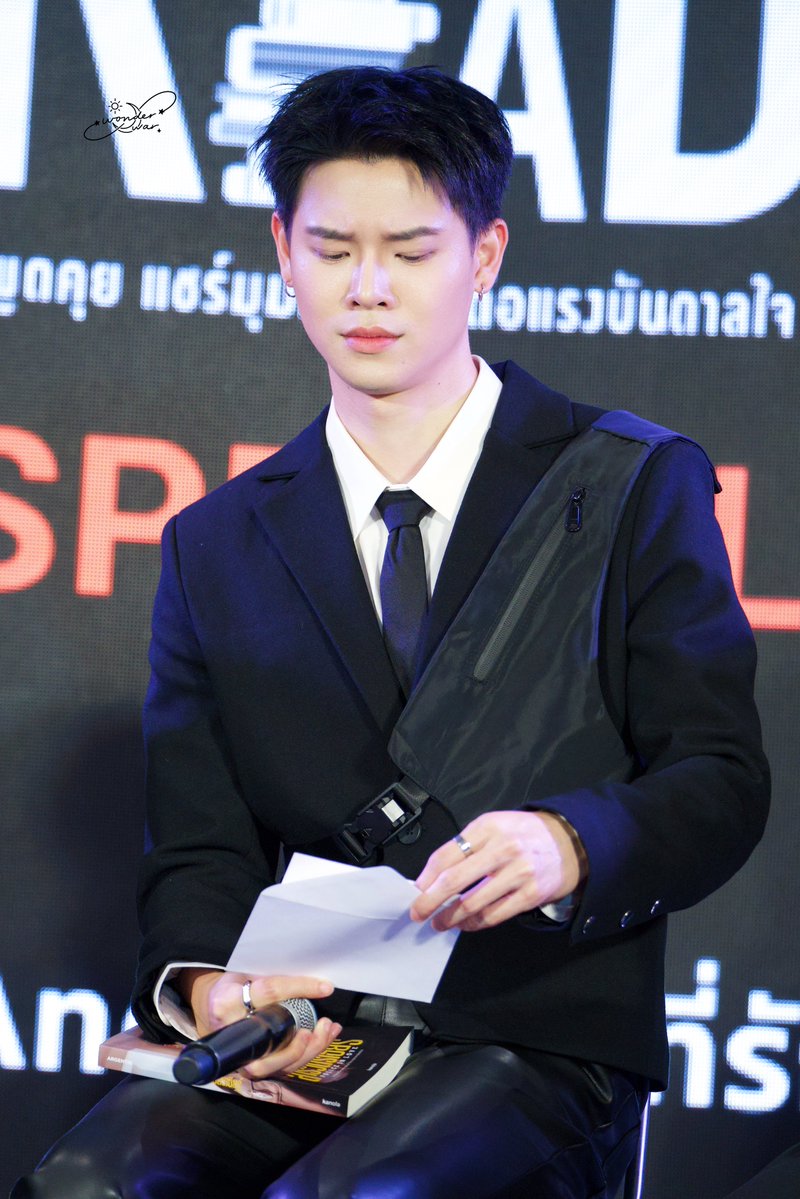 VVonder_War's tweet image. ☾

               เลิกสร้างมีมที 5555555555555555555555

                                                 ∞

301125

Yin Anan
@yinyin_anw : #yinyin_anw 

#wonderpic_YW

#PraewMeetAndReadxที่รักสารวัตรเธียร์ 
PoliceInLove Praew SiamParagon