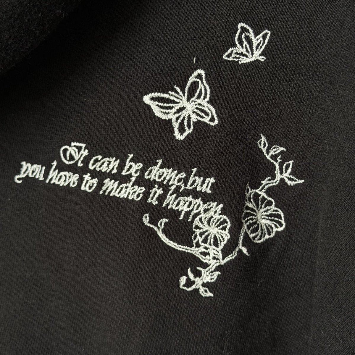 studio_doublep's tweet image. Compàgno hoodie CPGN ทรงครอปสีดำเข้มปักหน้าหลังเชือกเดิมอยู่ครบ

 ✿ สภาพโดยรวม 10/10

 ✿  อก : 46 ยาว : 16

 ✿ ราคา 280.- ส่งฟรี