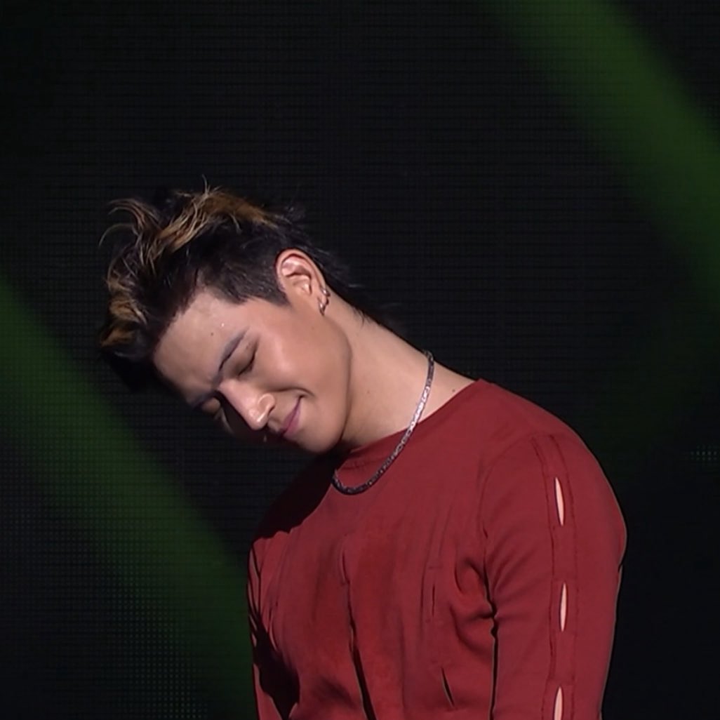 defvcr's tweet photo. I know many are grieving the loss of his long hair but this cut is so flattering on jaebeom! I think short hair not only makes him look younger, it really brings out his bone structure &amp; sharp features 🔥

@jaybnow_hr #JAYB #제이비 https://t.co/nG9fjTlbYv