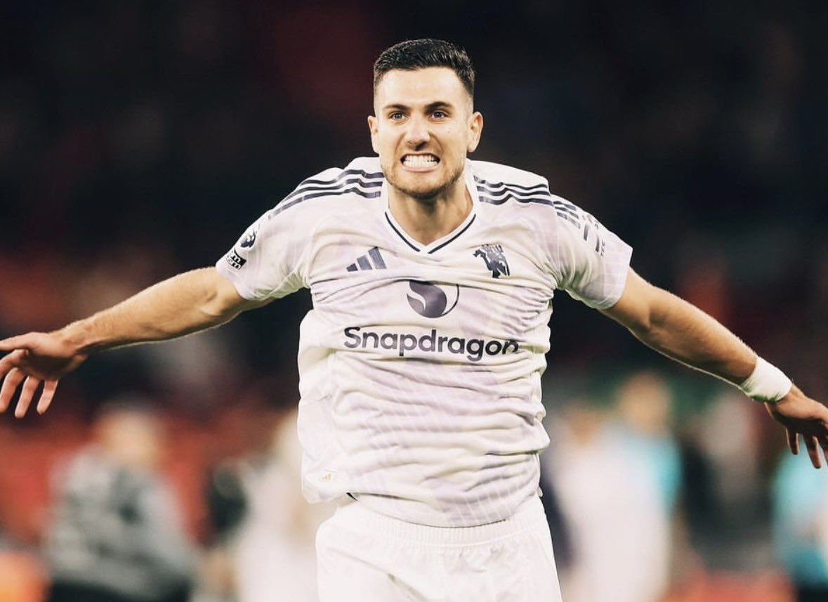 Utdtruthful's tweet image. 🚨🗣️ Amorim on Dalot and Dorgu: &quot;I know they have a lot of qualities, they just need to be more relaxed and show their intensity and speed.&quot; #MUFC