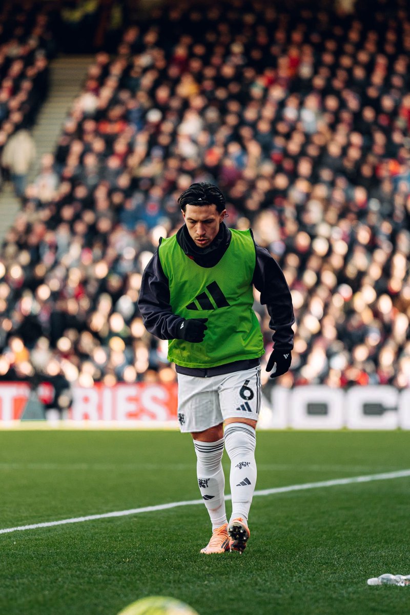 _iYasser99's tweet image. Lisandro Martinez 

#MUFC #CRYMUN