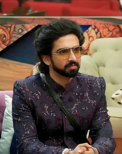 Rajbir_Mandal_'s tweet image. The road to victory has been tough, but AMAAL has shown incredible strength at every turn. His perseverance has paid off, and now it’s clear: VICTORY AWAITS AMAAL and the crown is his for the taking. There’s no stopping him now.