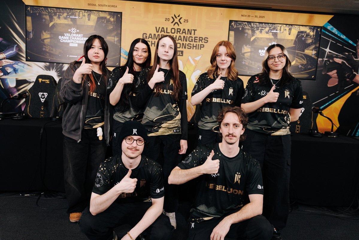 melanji's tweet image. 2-3 @TeamLiquidBR GGWP

this one hurts so much.. this series will haunt me forever. we truly gave this year everything we had. despite the loss i still feel so much love for my teammates and i’m so proud of the effort we’ve put in. 

the past year we’ve shared has truly been…