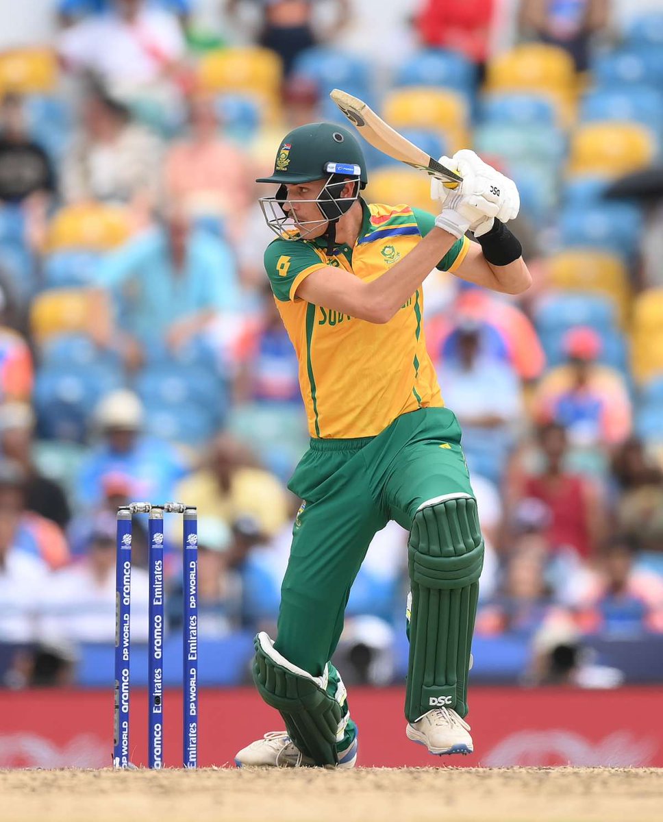ishwar9405's tweet photo. Remember The Name 😱✅🫡
Marco Jansen Doing Top Competition to World Top Batsman 
🤯 

#1ODI #INDvsSA #ViratKohli https://t.co/SmWjJRzhTv