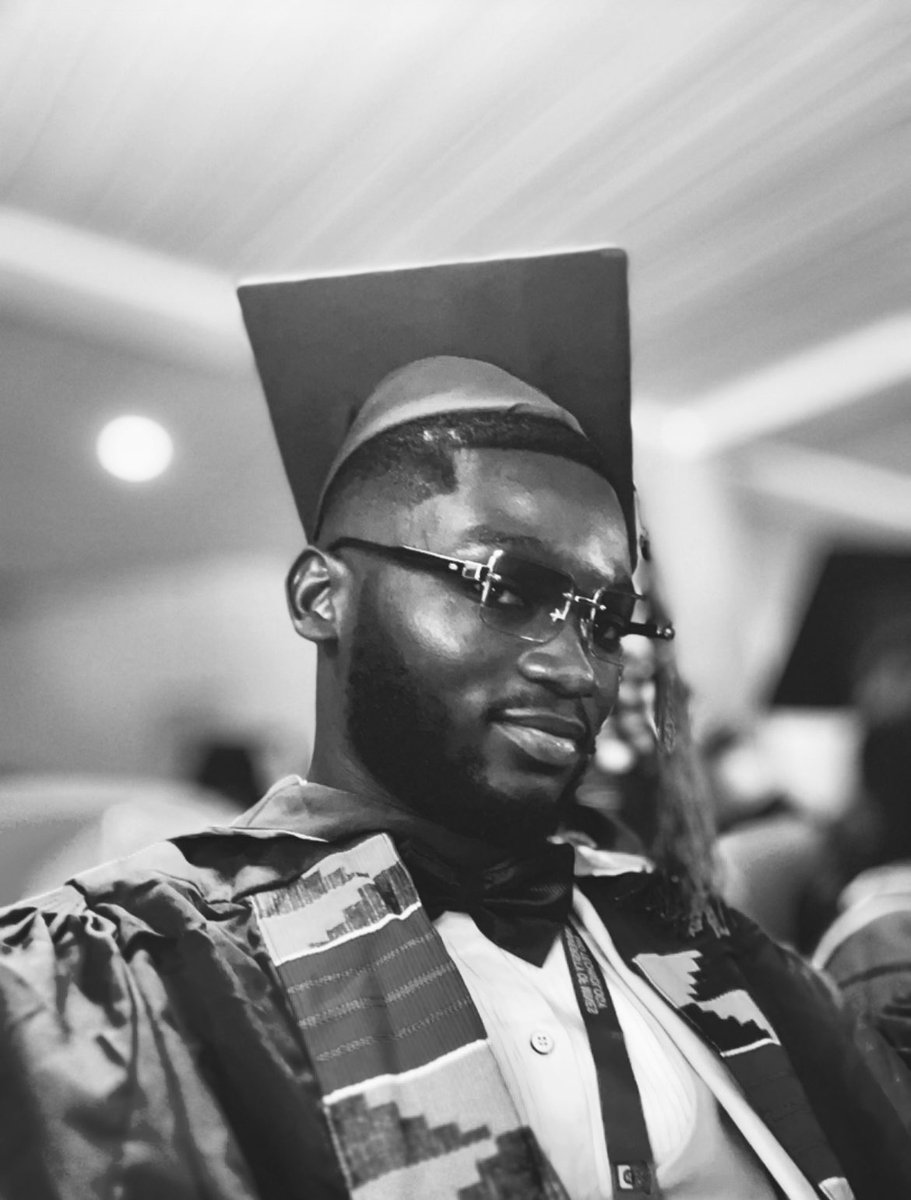 lambertallotey's tweet photo. Guys we did it again🥲. BSc. Petroleum Engineering bagged. ❤️ https://t.co/uW09jIiYhr