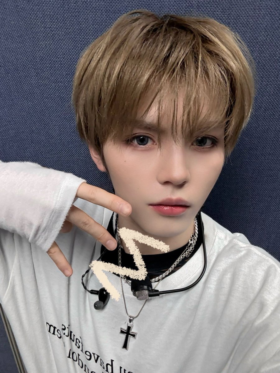 AM8IC_MEMBER's tweet photo. [🐰💬] 알차고 행복한 한 주였어요 🔚

#AM8IC #엠빅 #エムビック 
#MINGKAI #밍카이 #ミンカイ #洺楷 https://t.co/6fADXvmOy8