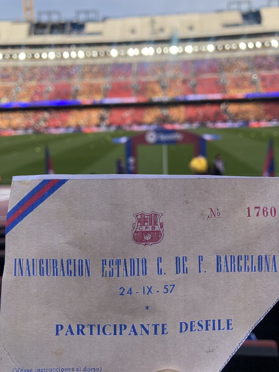 JICervera's tweet image. Aquesta va per tu, “jefe”. #HemTornat #TornemaCasa #Barça126 #BarcaAlavés #CampNou #SpotyfyCampNou #Barça @FCBarcelona_cat
