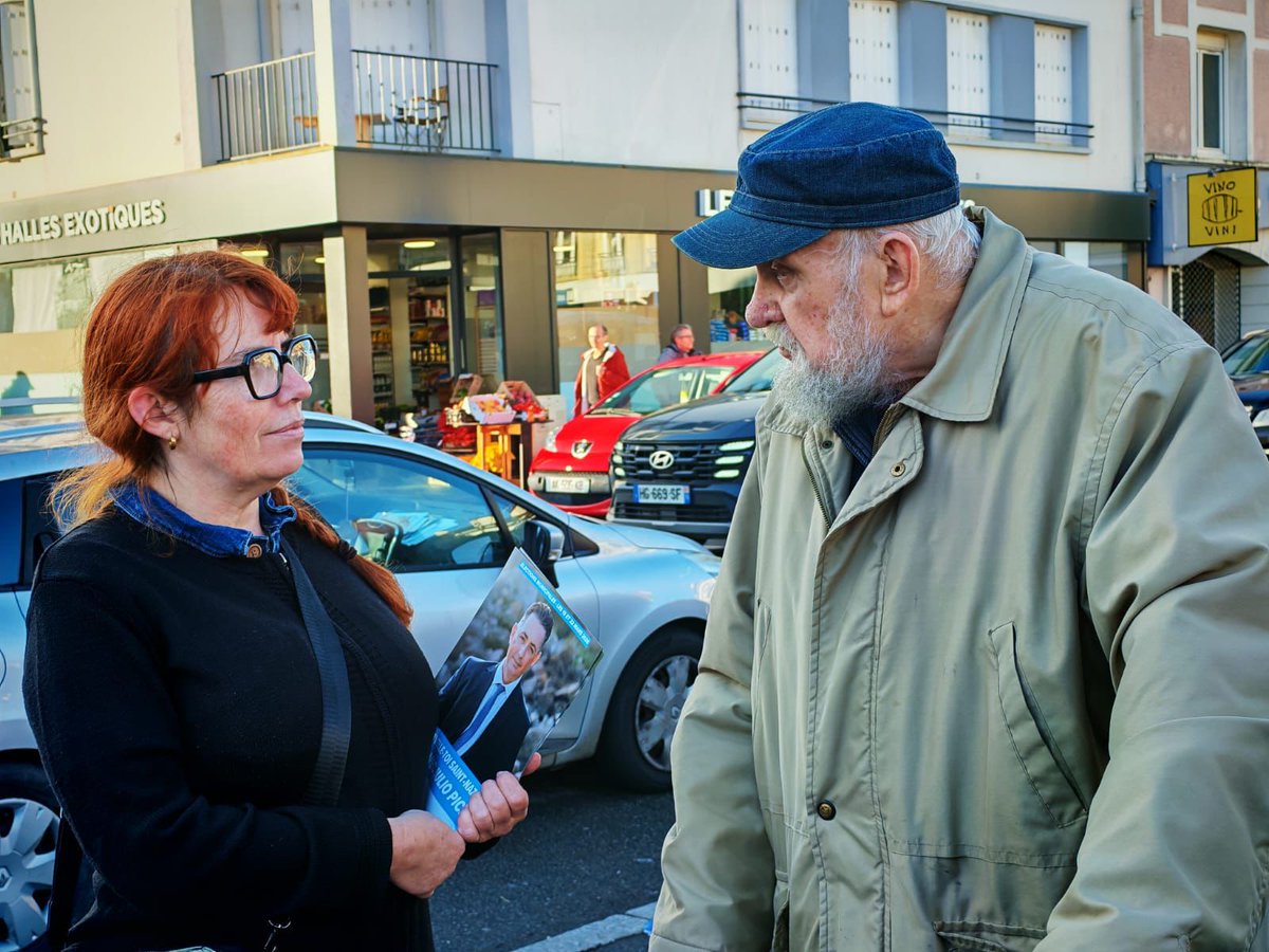 JulioPichon_'s tweet image. Sous le soleil des Halles de Saint-Nazaire ce matin, nous avons porté haut nos couleurs, comme nous portons l’alternance : avec fierté et engagement. Notre ville mérite cette énergie collective.

#SaintNazaire #Municipales2026
#RTSN26
