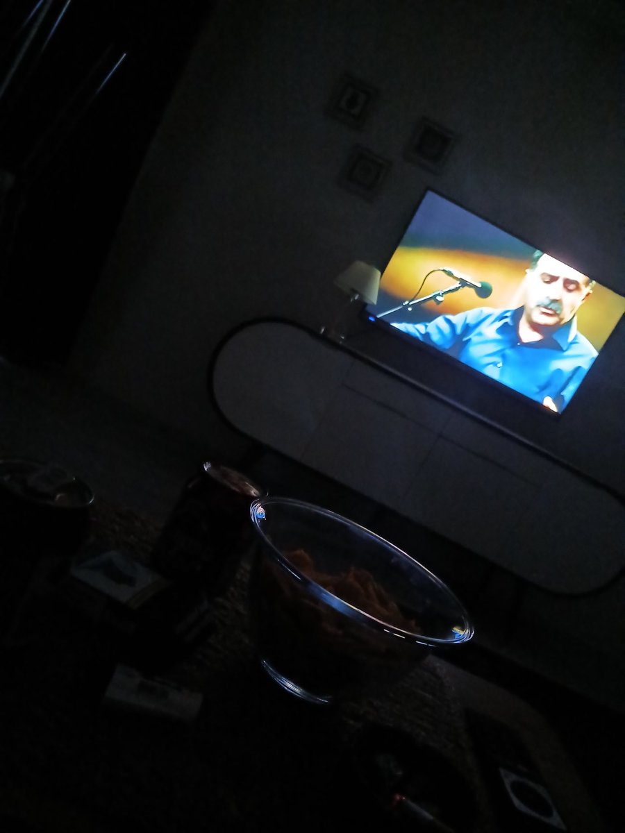 aynen aşkım bende caz, batı müziği falan :)