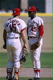 baseballinpix's tweet image. Bob Gibson and Tim McCarver mound visit during 1968 World Series. Tim McCarver: “I remember one time going out to the mound to talk with Bob Gibson. He told me to get back behind the plate where I belonged, and that the only thing I knew about pitching was that I couldn’t hit…