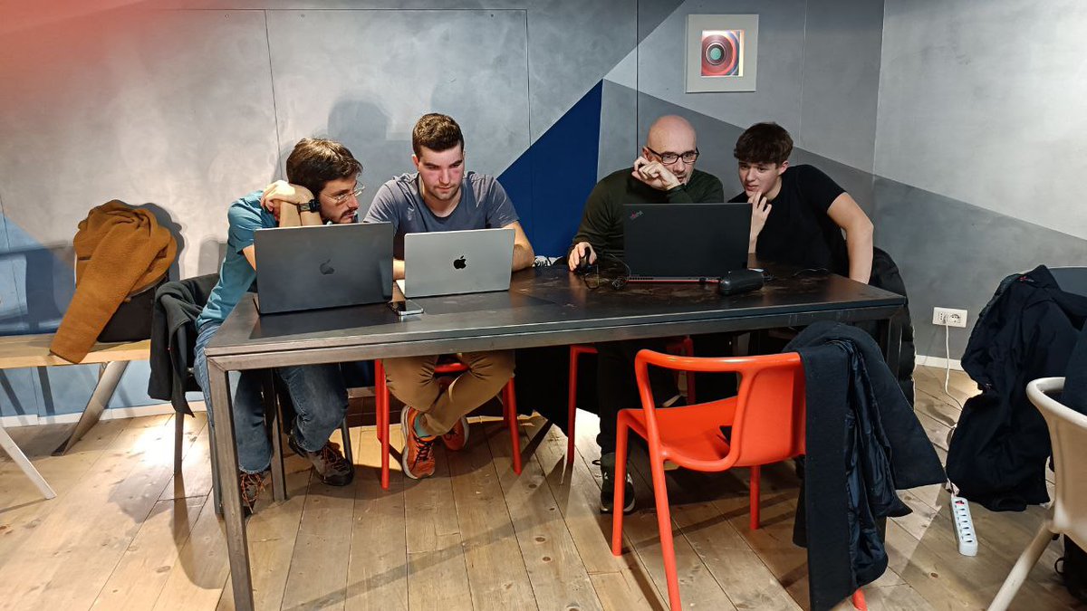 AWS User Group Venezia tweet media