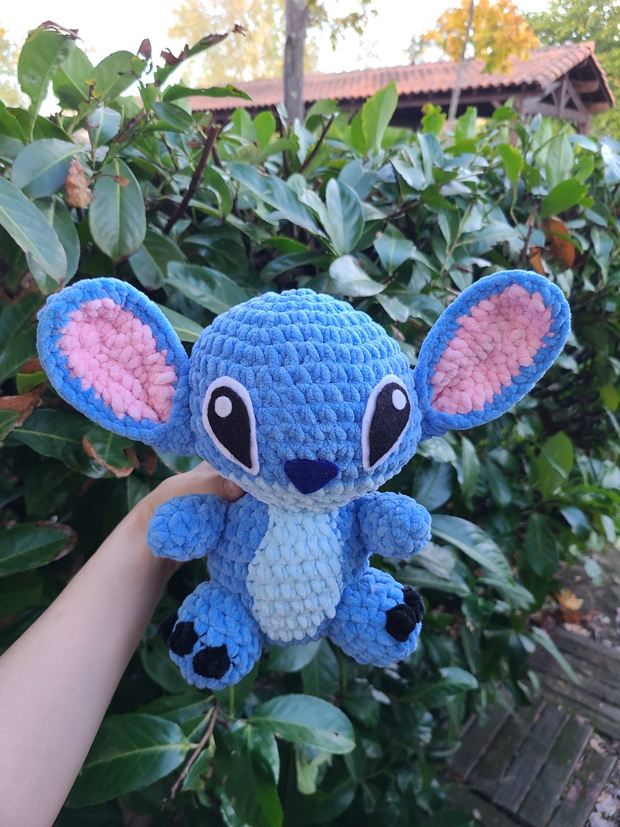 Hello ✨️

Merci pour cette accueil magnifique à ma collection !💖💖💖

Ma boutique est prise d'assaut depuis hier soir 😍😱

Je réalise toujours pas ❤️🥲

Le code NOEL10 c'est jusqu'à ce soir seulement et pour les nouveaux le code BIENVENUE est également valable 🥰

Je ferai un