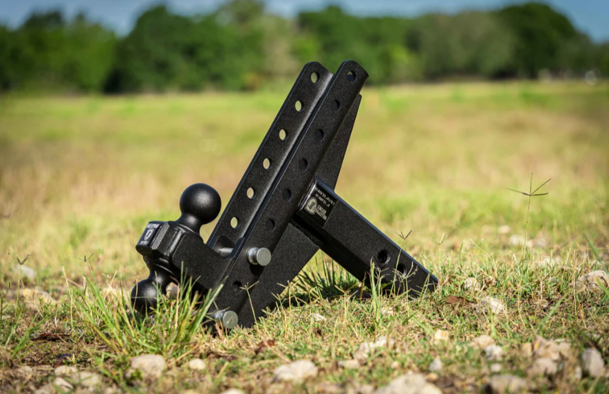 BulletProofHitc's tweet photo. One hitch. Endless options. ⚙️ The 2.5" Heavy Duty Offset Hitch gives you full adjustability for multiple trailer heights — no flipping, no fuss. Rated to 22,000 lbs and built BulletProof tough. https://t.co/jCfb8aesk3