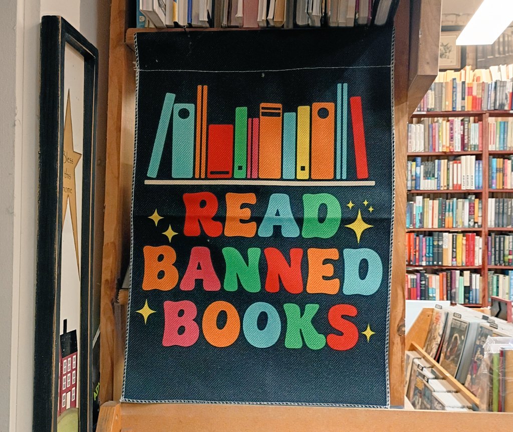 Back to basics. Llegir és resistir 
#llegir #Milwaukee