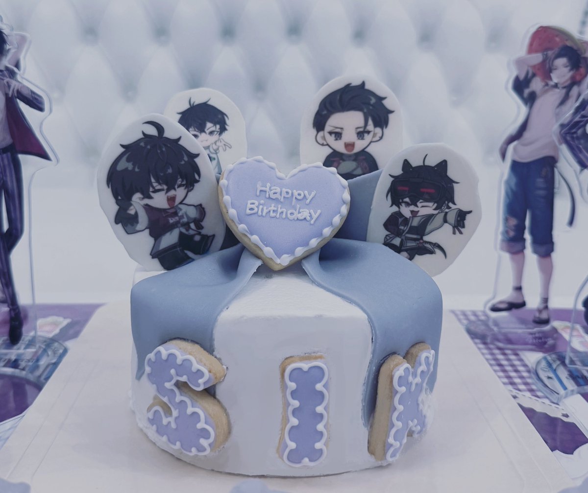 mugisan12_'s tweet photo. ケーキの方もイラスト描いてお祝いしました〜✨✨

 #帰ってきた佐伯BIRTHDAY https://t.co/j3RUbwNhar