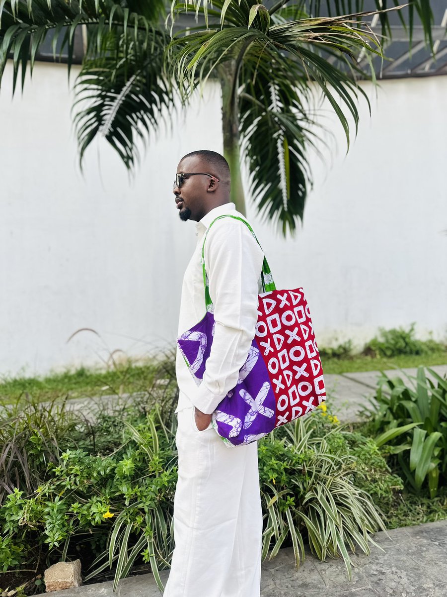 thearikesamuel's tweet photo. Ankara Tote Bag as seen on @ogheneovie_o https://t.co/Fdai5HvjBl