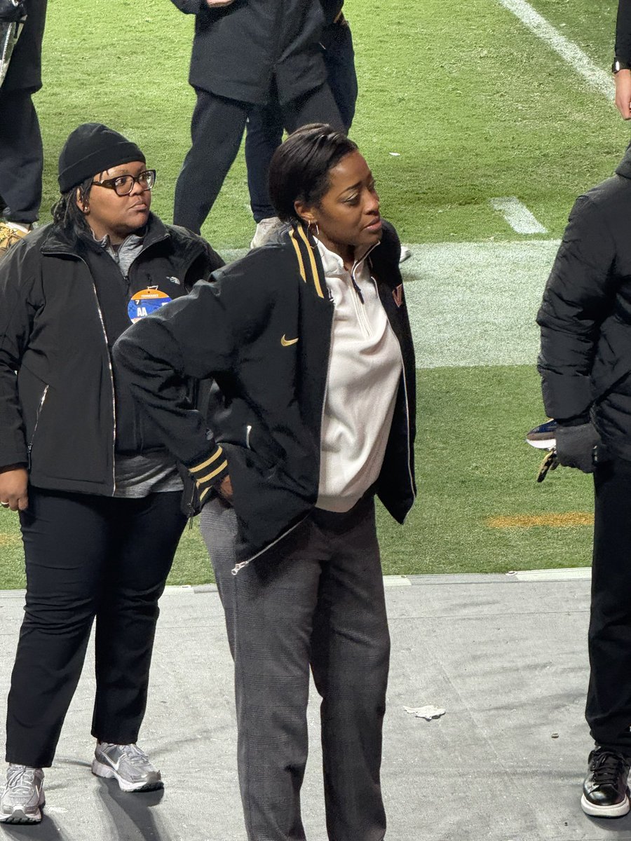 <a href="/VandyAD/">Candice Storey Lee</a> THANK YOU for your exceptional leadership! What you’ve accomplished during your tenure has been nothing short of transformative. Your strength, your clarity and the way you lead with both conviction and compassion inspire me more than you know. Thank you! #anchordown