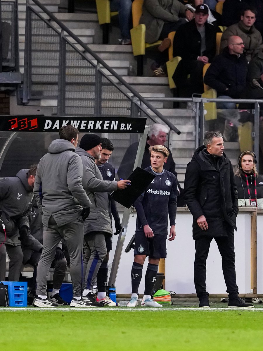 페예노르트 교체 장면