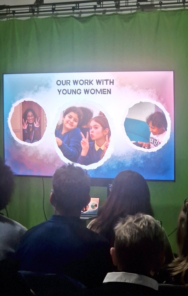 ValerieABossman's tweet photo. Lovely attending an AGM, which highlighted the work of .@Soap__box in collaboration with #DragonHall via #CamdenCouncil
A fabulous example of how #STEAM can deliver #lifeskill benefits for #CYP by delivering passionate/hardworking service providers!
Thank you .@Olszewski_RJO https://t.co/uaseiKPcNm