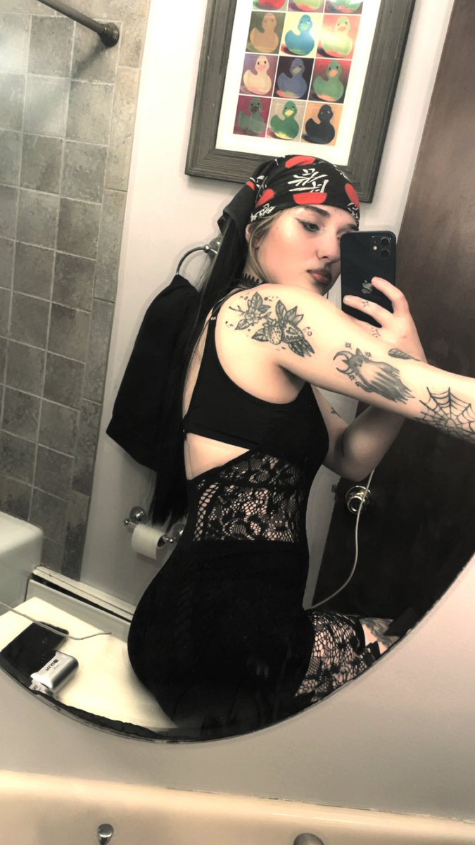 dosibabyyy's tweet photo. doing my biggest ever sale rn , come play😋 https://t.co/ZMPGMXcf0q
#foryoupage #trending #trendingvideo #foryoupageシ #dispatch https://t.co/l6IRfuoVJA