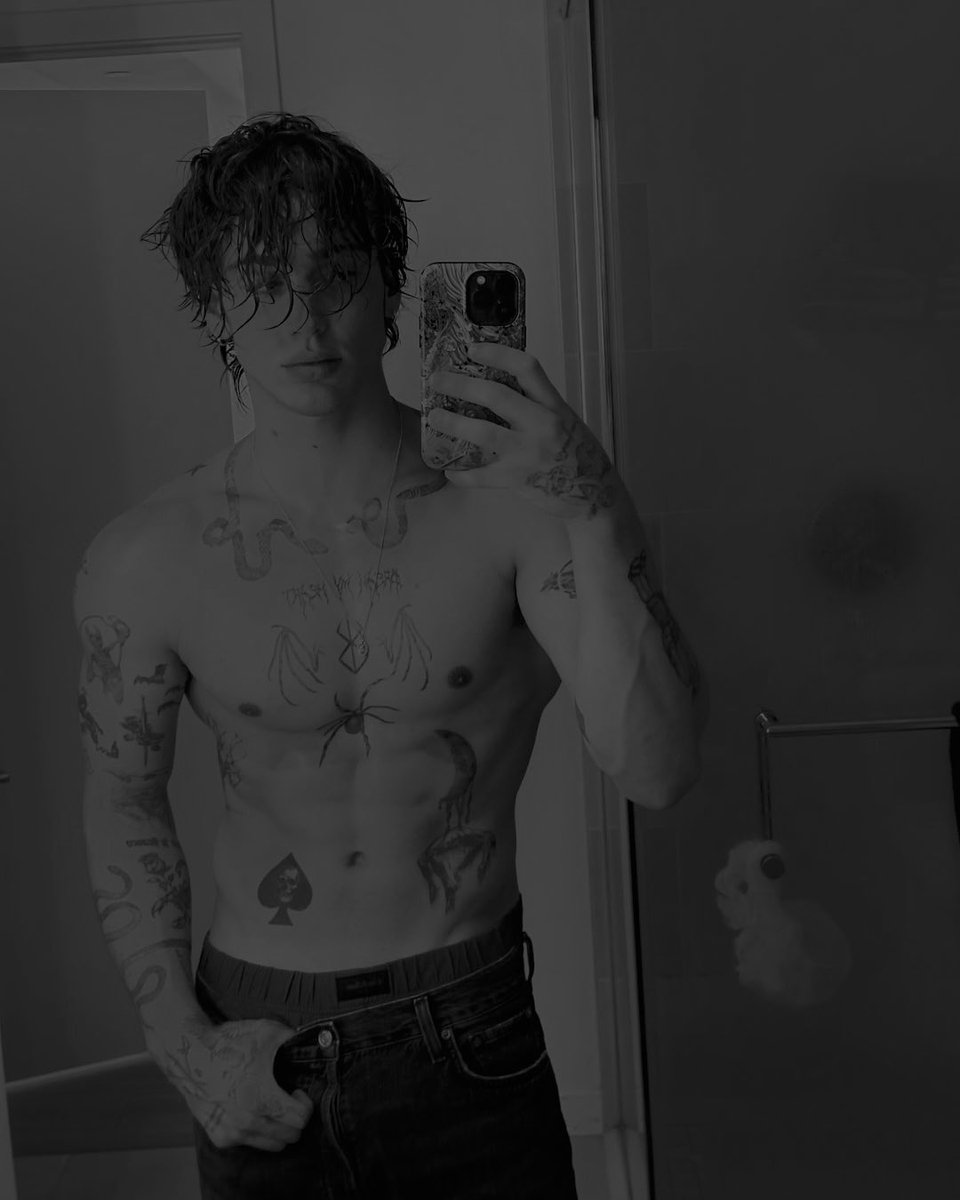 ____FVCKLUV's tweet photo. ᅠ

ᅠᅠᅠ                  

ᅠ⠀⠀⠀⠀⠀
ᅠ https://t.co/bqrOnPSTtB