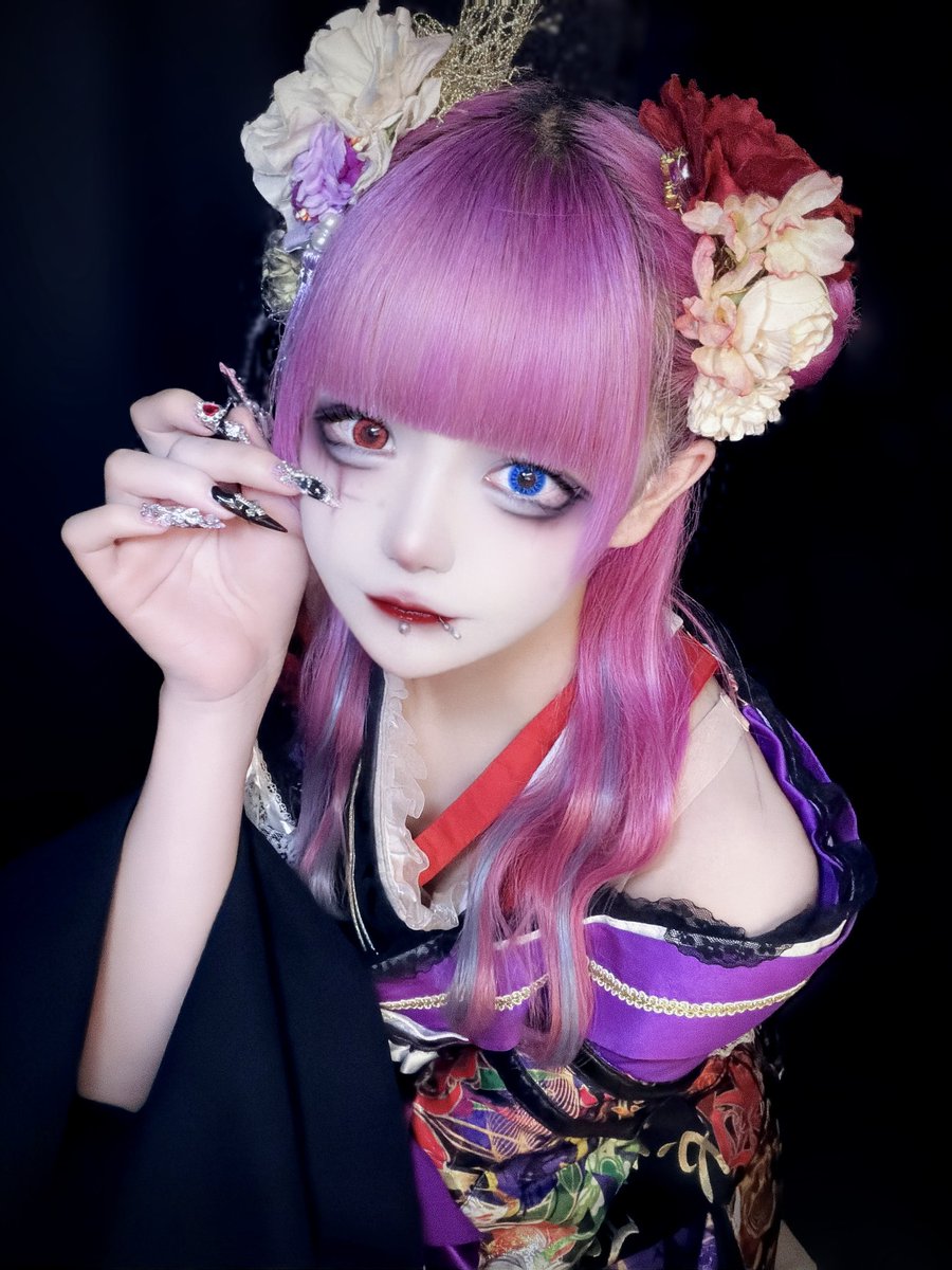 Post by 朔間 宵【花魁道中】 on X: 月曜日🌙