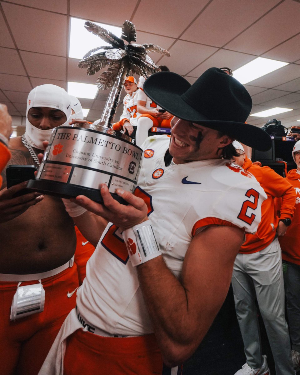 apthirteen's tweet photo. 2 ACC Championship MVPs
1 CFP appearance
2 Palmetto Bowl Wins
1 bowl win so far, opportunity for a 2nd

Insane ups and downs, but overall a decent legacy for 2. https://t.co/I9LbufeGuP