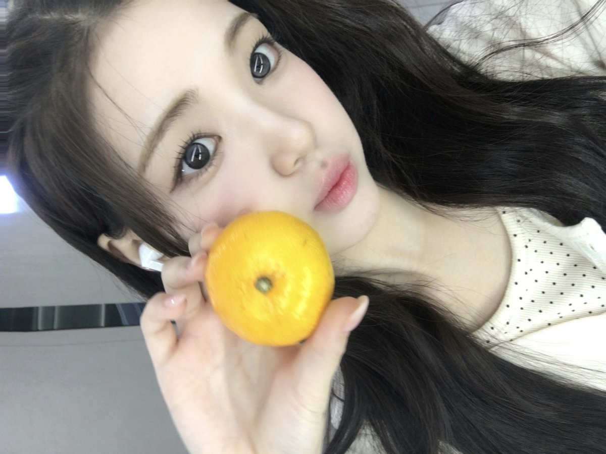 r4mi_n12's tweet image. 인용으로 좋아하는 유하 셀카 올리기하자
우선 저는..⤵️