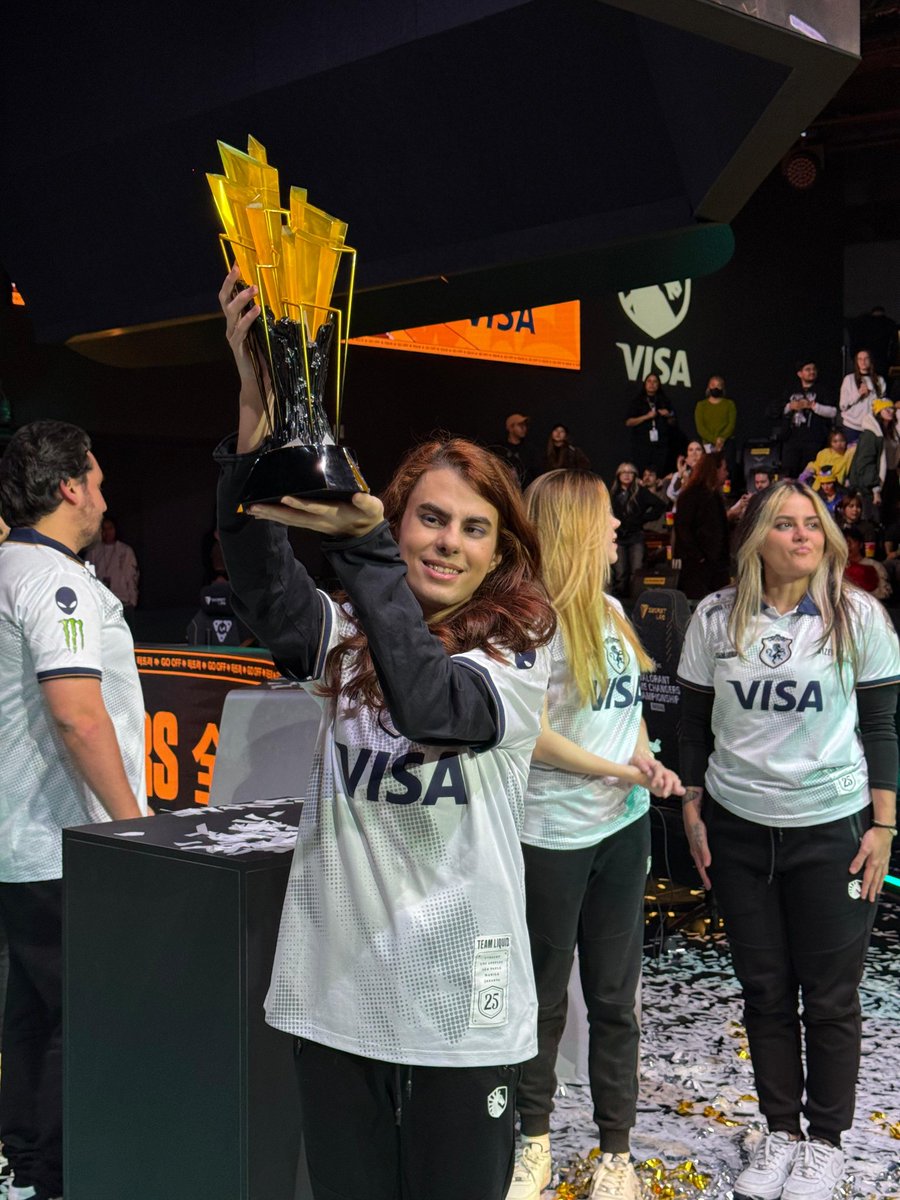 TL VISA jelly tweet media