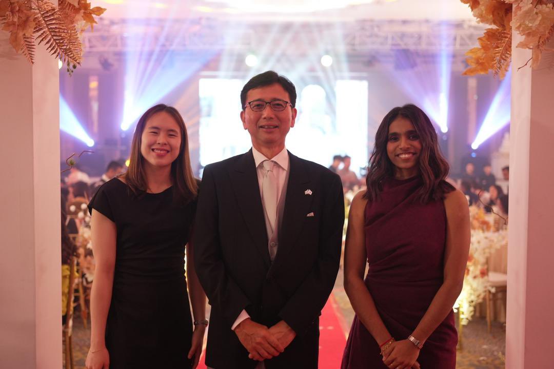 JPNAmbMalaysia's tweet photo. Honored to attend Ong Yew Sin &amp; Aya Ohori’s happiest wedding!! 💐💍

Heartfelt congrats to the wonderful couple!! 🇯🇵🇲🇾

Wishing even stronger Japan–Malaysia ties ahead through badminton !! @hannahyeoh https://t.co/ctZRHwA7cl