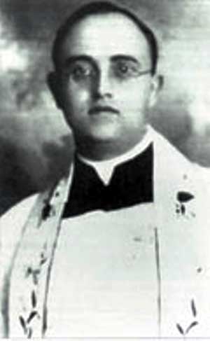 365selecciones's tweet image. Beato Ludovico Roque Gietyngier. Presbítero y mártir (1904 - 1941). Padeció y murió en el campo de concentración de Dachau, por el régimen enemigo de la fe, padeció el martirio y entregó su espíritu al Señor.