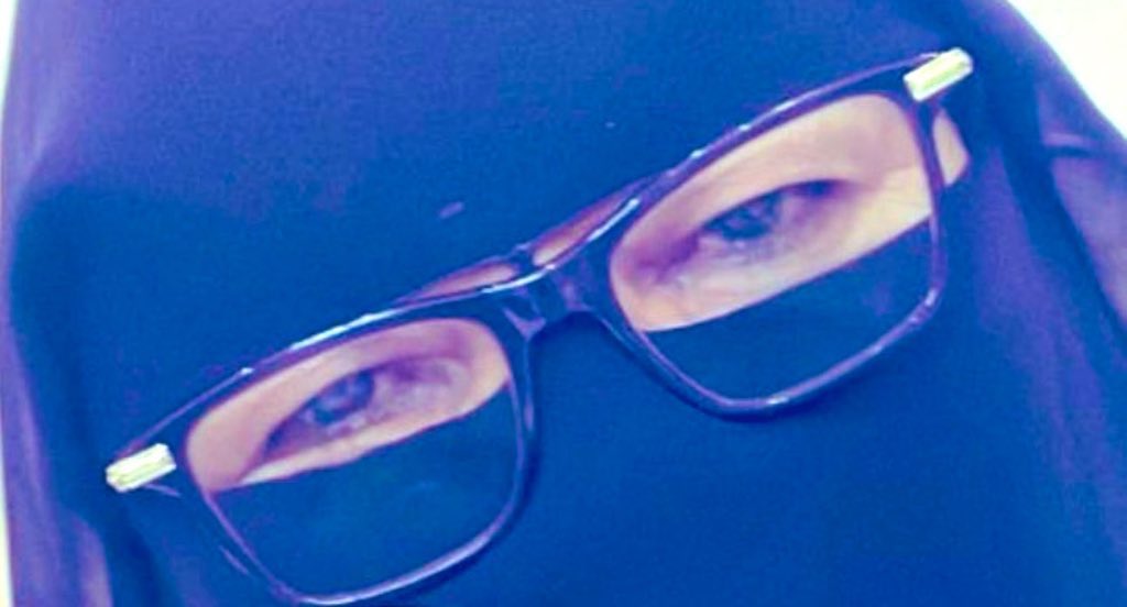 اللهم شافي #أمـــي يا أكرم الأكرمين 🤍 . •••