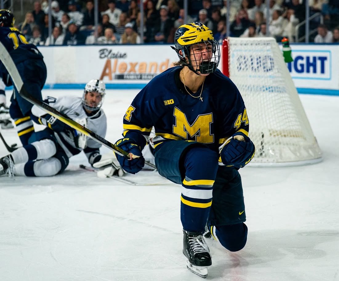 Photos: Penguins pile on the goals in third period, beat Stars 6-2, image size:1101x912