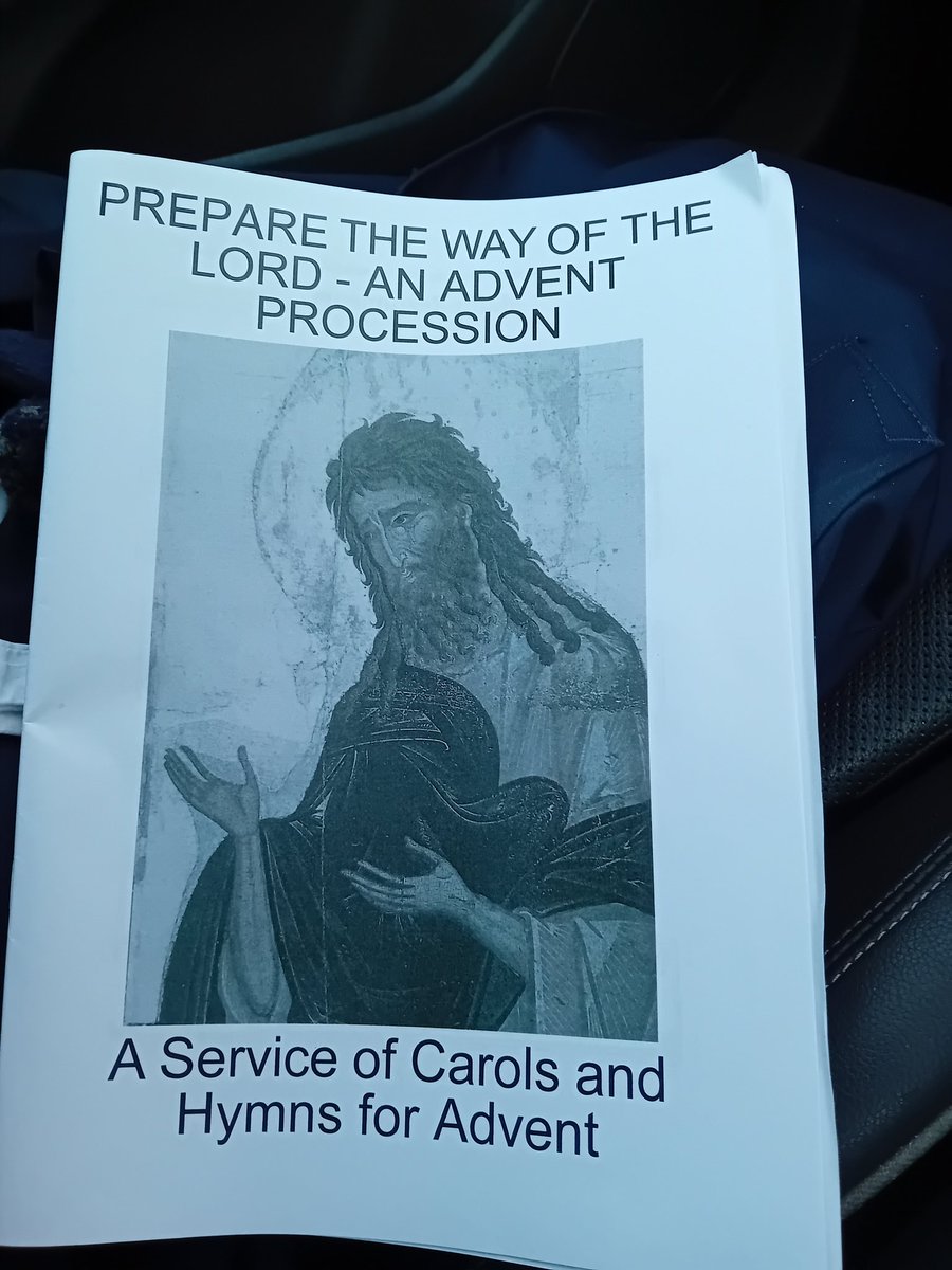 A lovely Advent Procession at <a href="/croydonminster/">Croydon Minster</a> this evening.