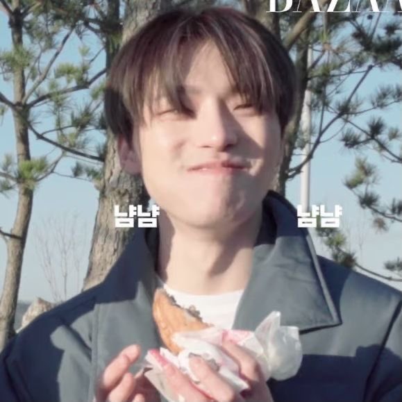 lee chan (৹ᵒ̴̶̷᷄﹏ᵒ̴̶̷᷅৹)