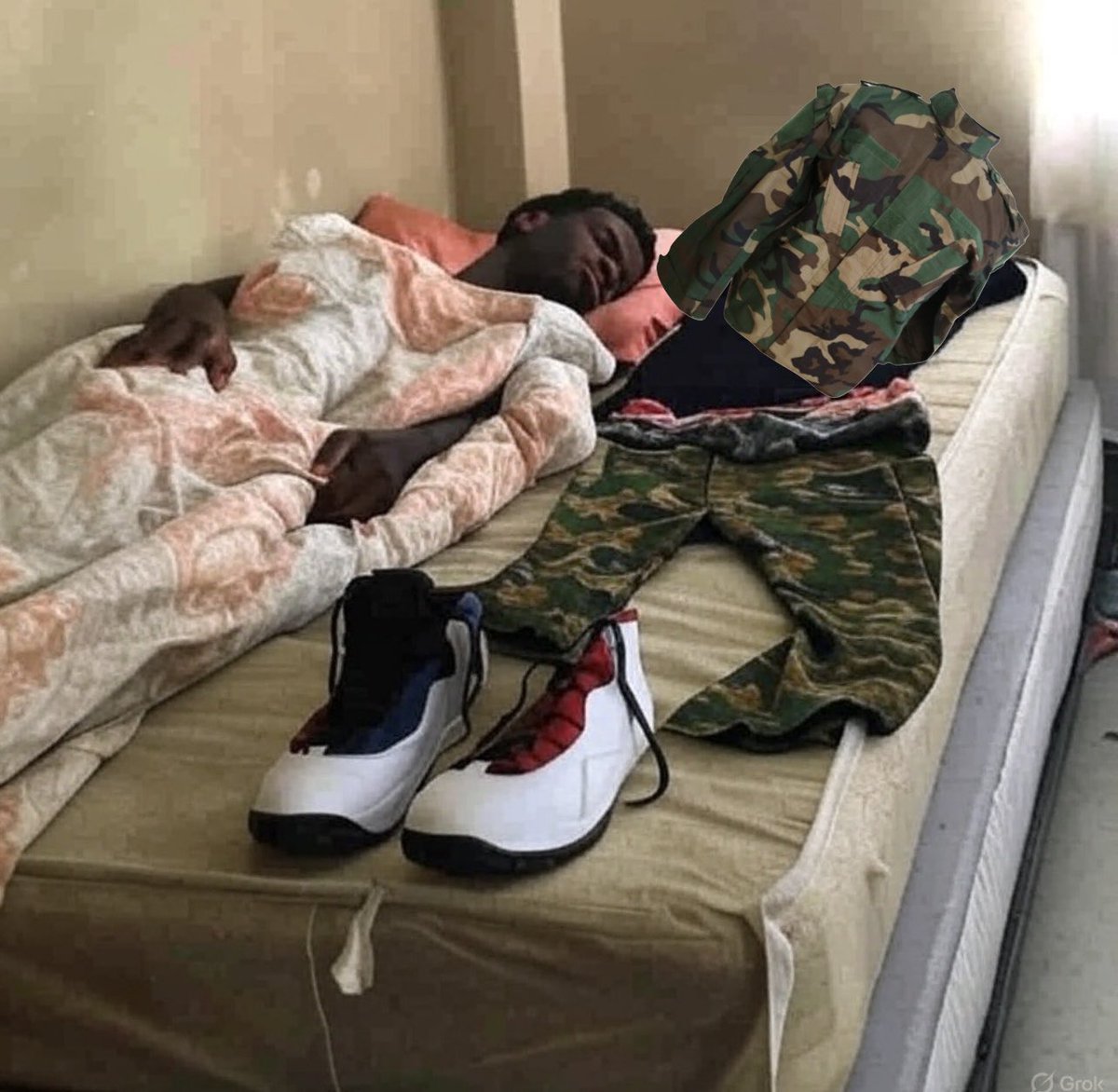 Cassper Nyovest right now having an early night 

So he can wake early tomorrow morning and record a “Ke Dezember!!” video …😭😭😩