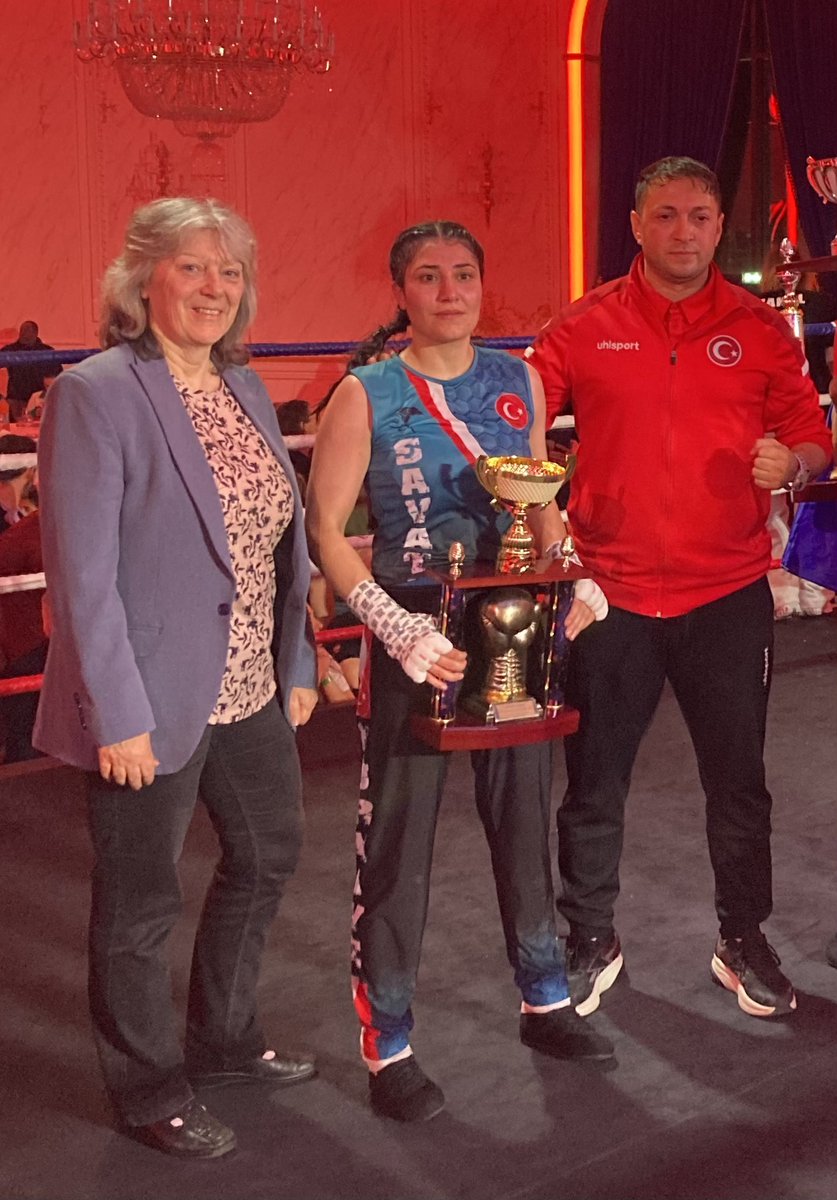 savatetr's tweet photo. savate Combat Dünya şampiyonasında 5 Sporcumuz Final oynadı 56 Kg FeyzaNur Azizoglu 60 Kg Cem Yurtsever 75 Kg Y Emre Batman 80 Kg Muhammet Yasir Polat 85Kg Eyüp Taşdemir Dünya 2. olmuşlardır. @OA_BAK @tgosbfed @SporHizmetleri @FISavate @firattasolar @FatihUysal @hamzayerlikaya https://t.co/QhMwQf8bIk