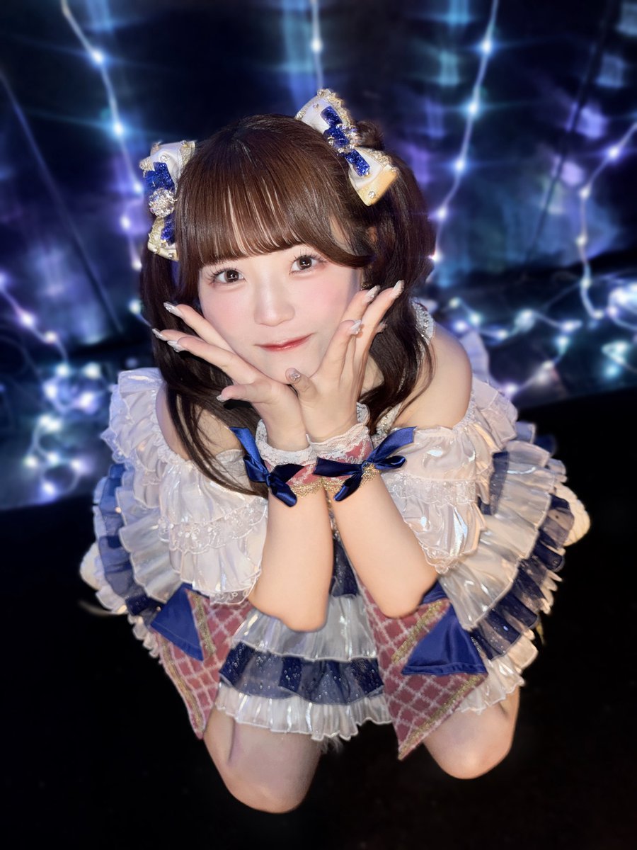 12月最初のおはようちょうだい~꒰ ᐡᴗ͈ ·̫ ᴗ͈ ꒱ 🤍 #おはあやね