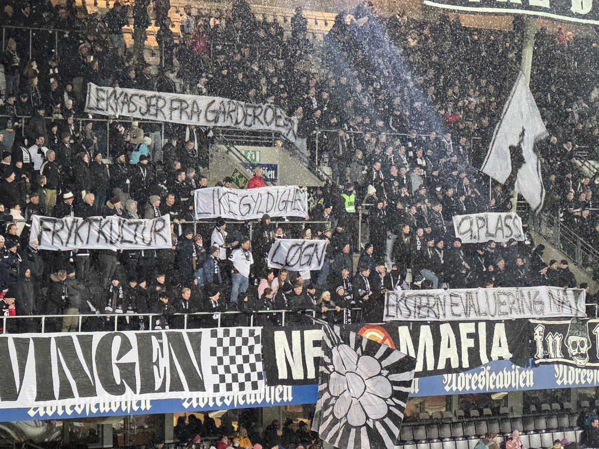 Pungskaille's tweet image. «Ekke lett å være Rosenborg-fyr lenger nå.» 
Mens andre lag kan pust ut etter endt sesong, står vi midt i vår viktigste kamp⚔️