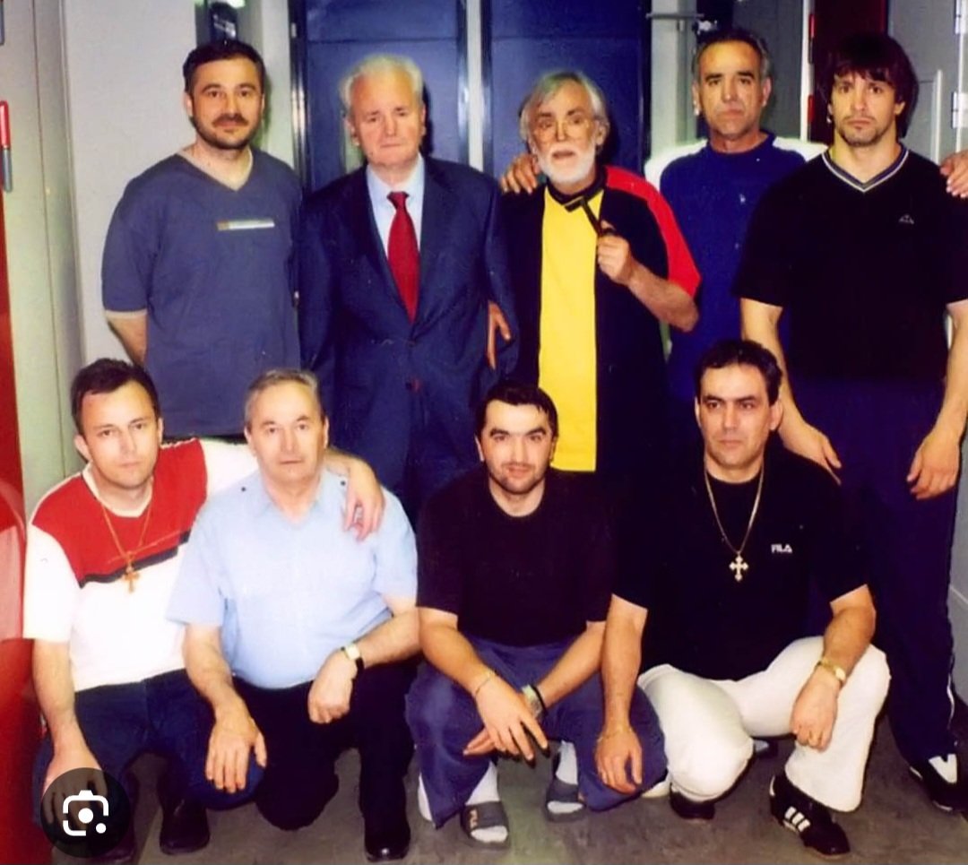 saluk90's tweet photo. @nenad_stevandic Kakvo ti je misljenje o 5. oktobru? https://t.co/QceykLkjPf