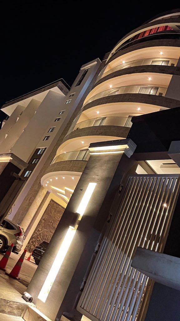 leodey4u's tweet image. Dump