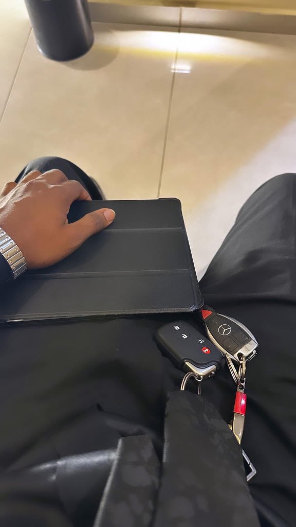 leodey4u's tweet image. Dump