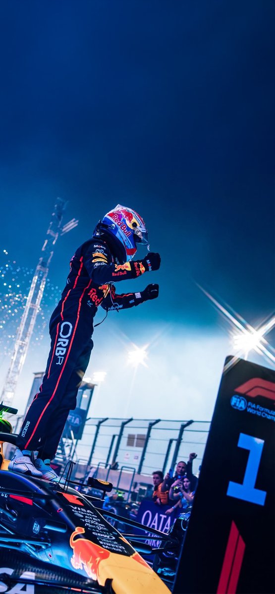 F1Wallpapers4K's tweet image. 📱🥇 RACE WINNER WALLPAPERS 🥇📱

@Max33Verstappen | #QatarGP 🇶🇦